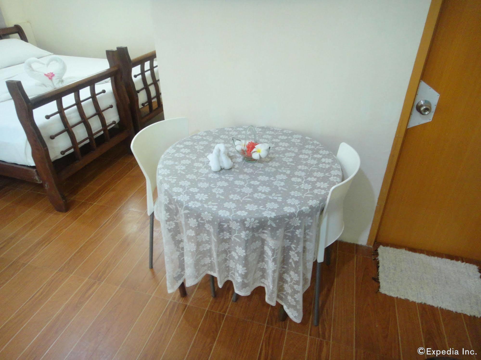 By The Bay, Jacana Bed & Breakfast Puerto Princesa Exterior photo